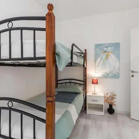 Adelia 1 * Porec