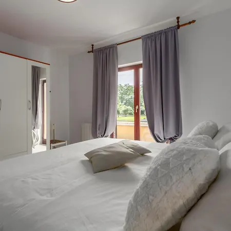 Adelia 1 Apartment *